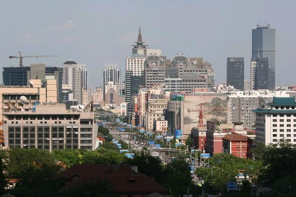 http://www.waahhh.com/Data/Page/caf90650-4905-4148-8a52-bfebcf13cd46/Beijing-skyline.jpg