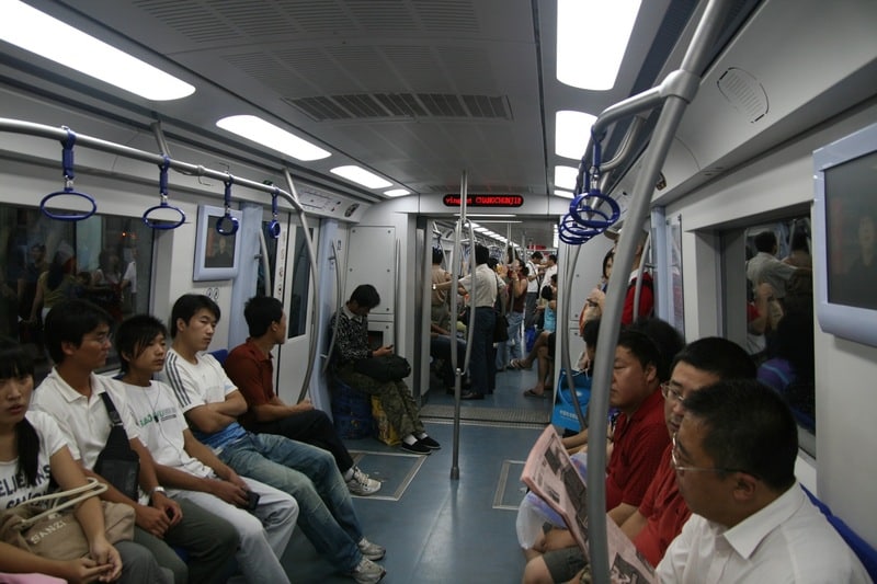 http://i.images.cdn.fotopedia.com/flickr-2799598029-image/Beijing_/Places_of_Interest/Transports/Beijing_Subway/Beijing_Subway.jpg